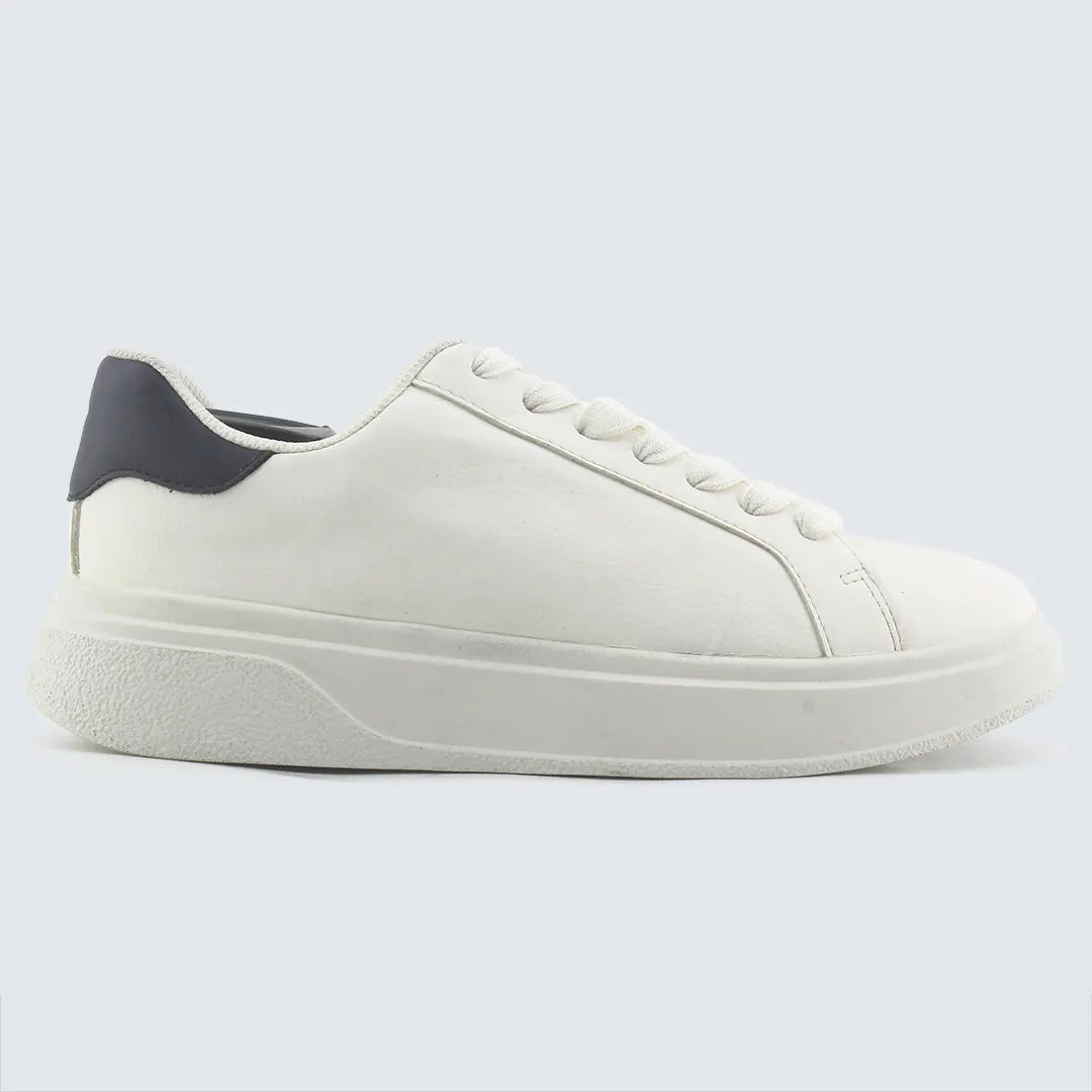 Classic Court Low Sneaker view