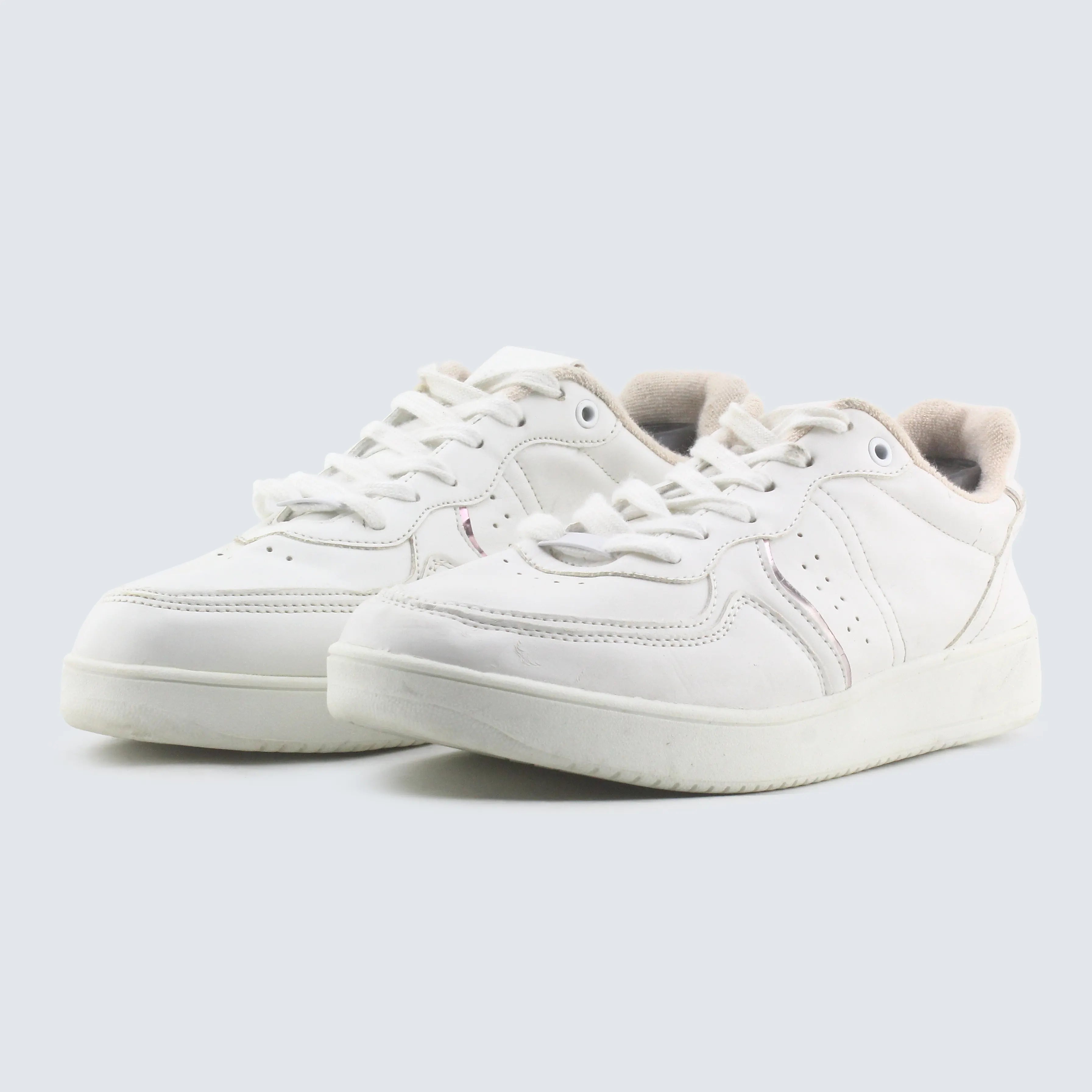 Graphic Court Sneaker