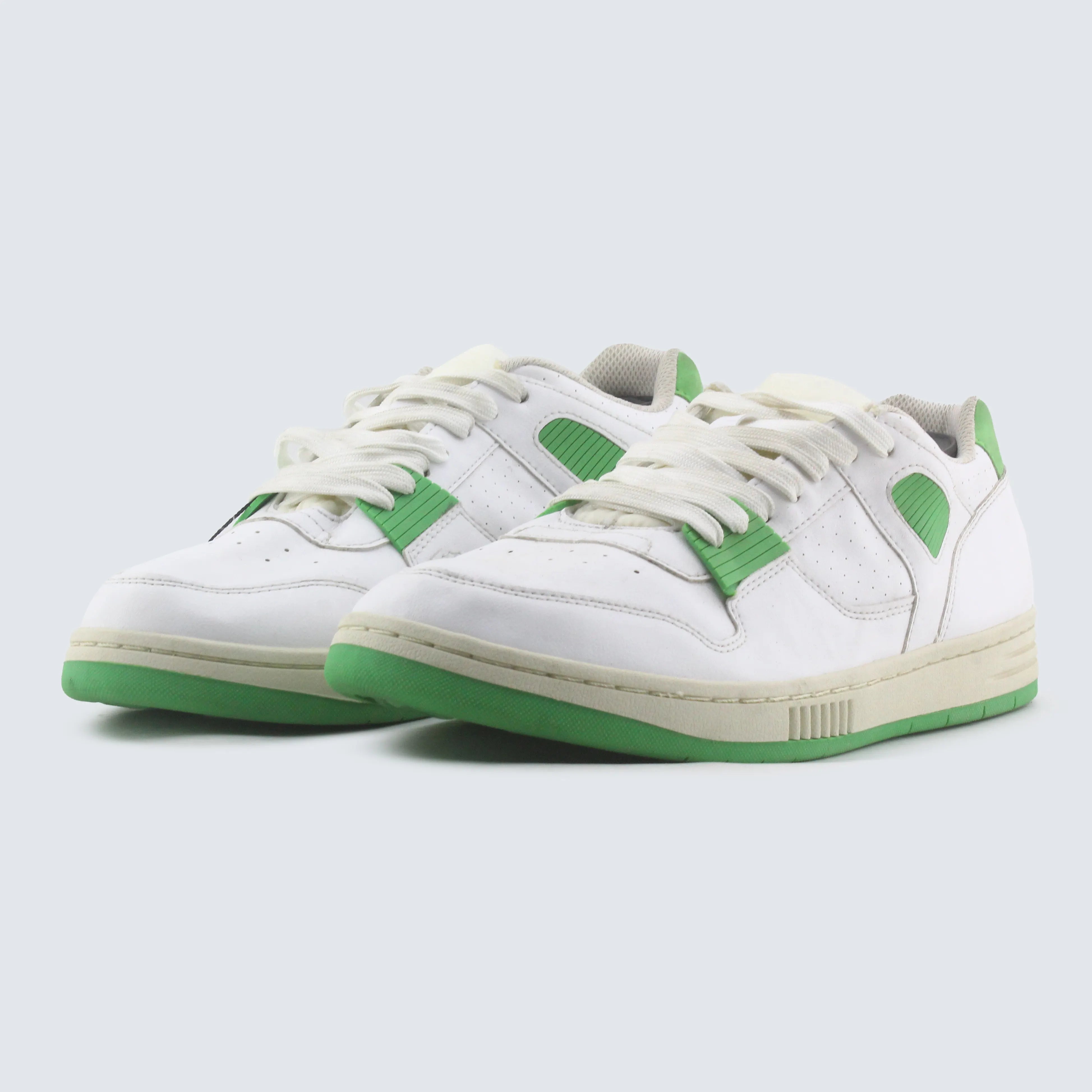 Classic White Trainer